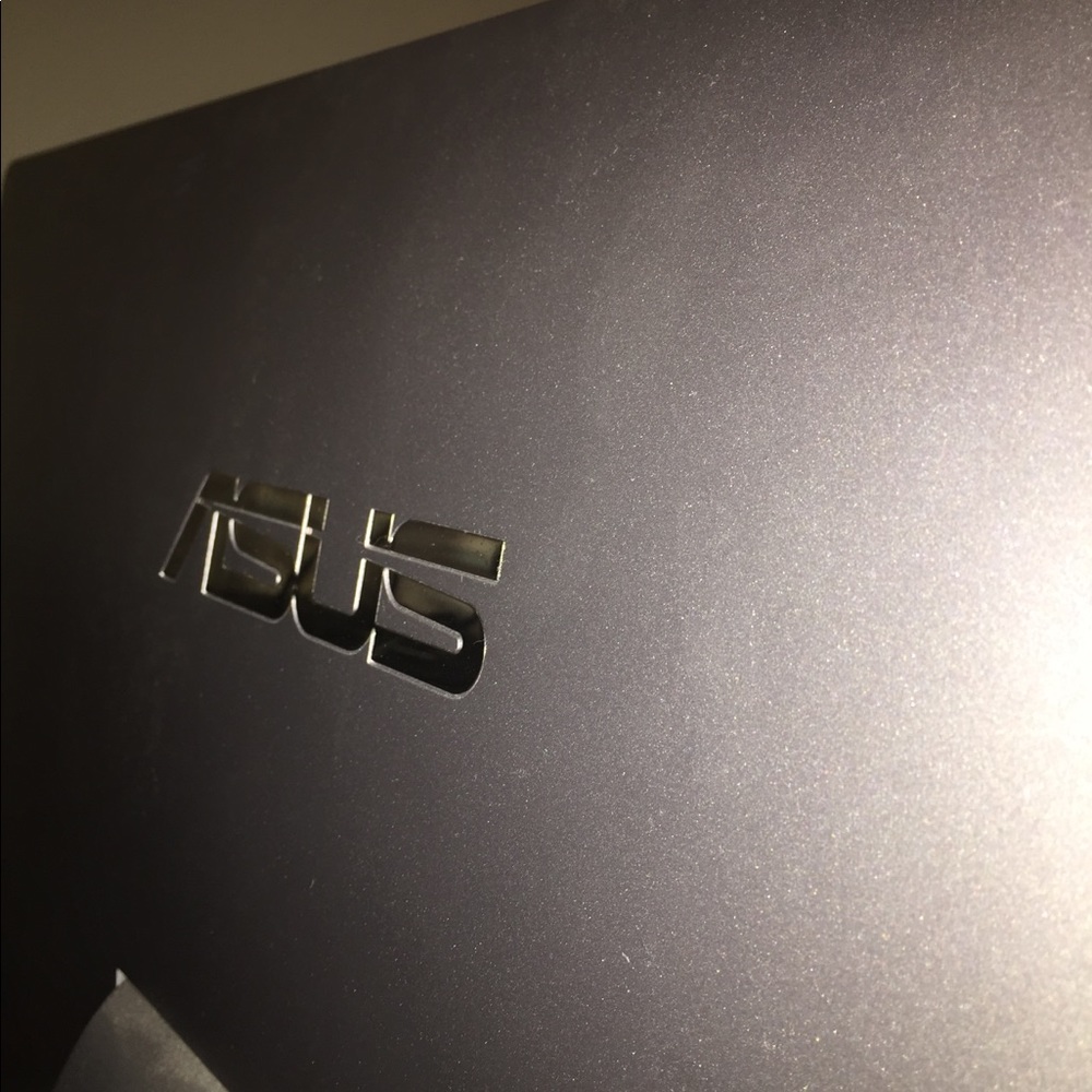 Asus desktop CPU - Picture 3 of 4